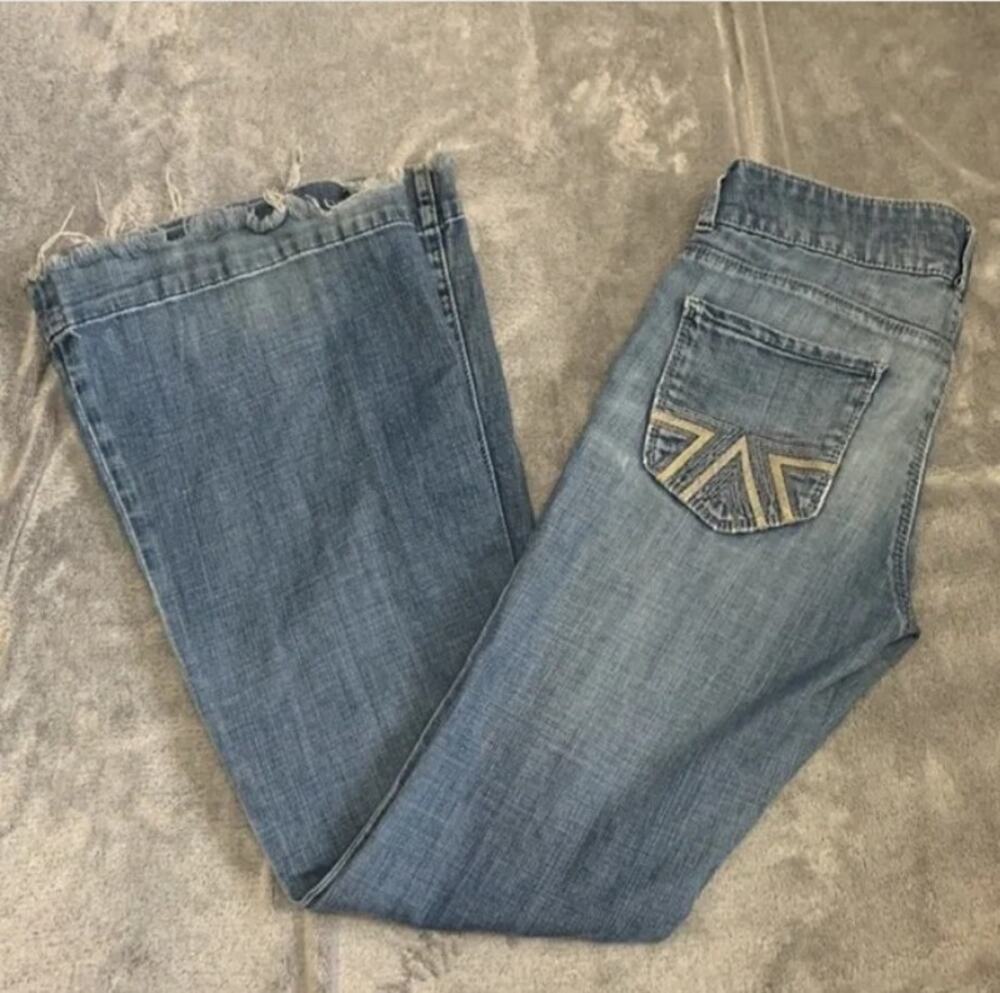 American Eagle Flare Jeans Distressed Size 6